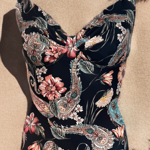 Μαγιό ολόσωμο λαχουρια μαύρο Riva 624